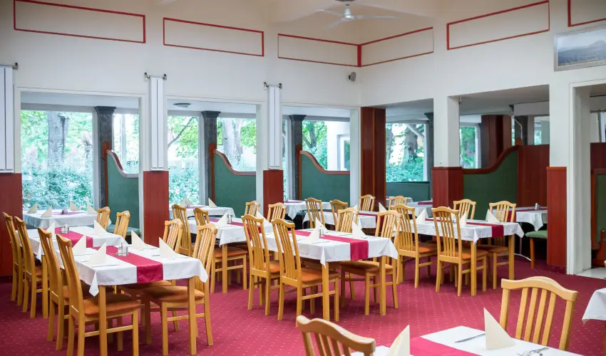 Wellness Hotel Szindbd  Balatonszemes - Kt nnep kztt (min. 2 j)