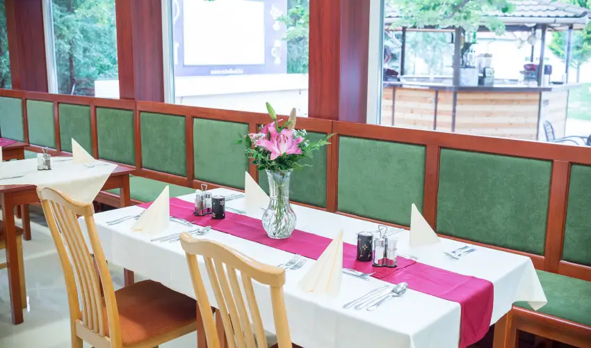 Wellness Hotel Szindbd  Balatonszemes - Kt nnep kztt (min. 2 j)