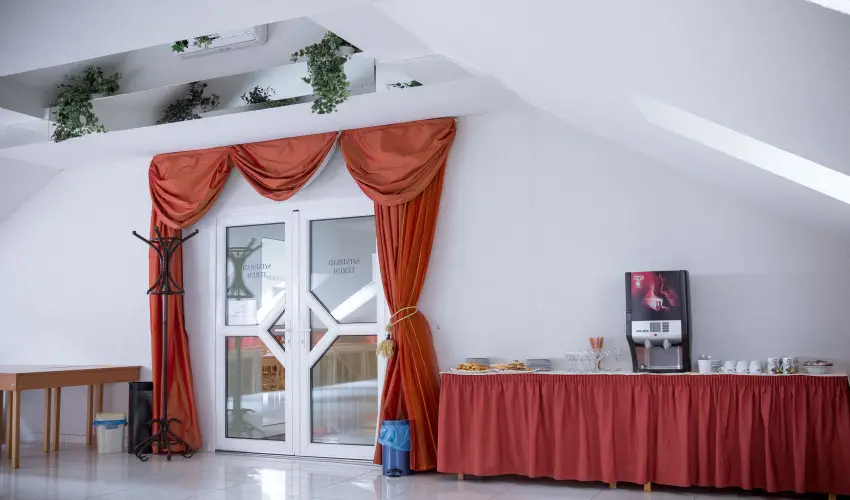 Wellness Hotel Szindbd  Balatonszemes - Kt nnep kztt (min. 2 j)