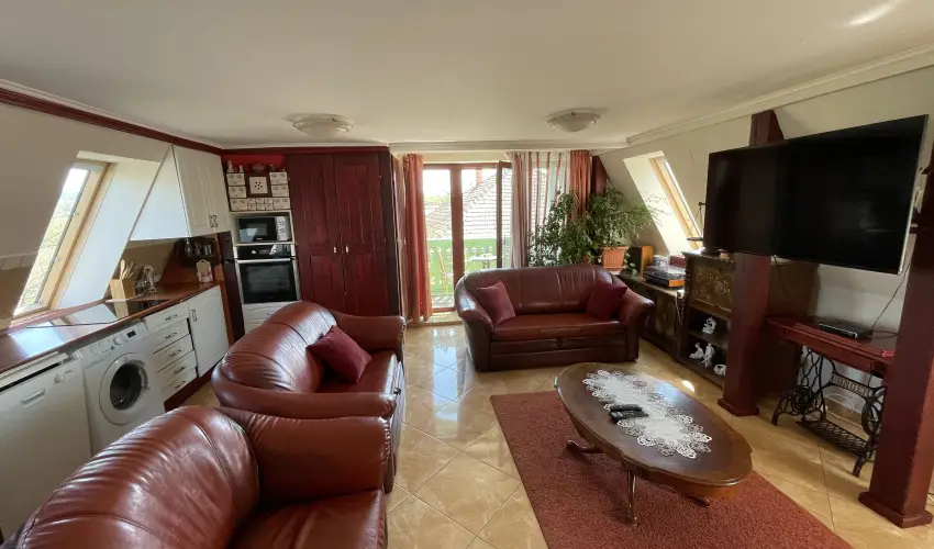 Tams Apartman Balatonfldvr - Augusztus 20. (min. 2 j)