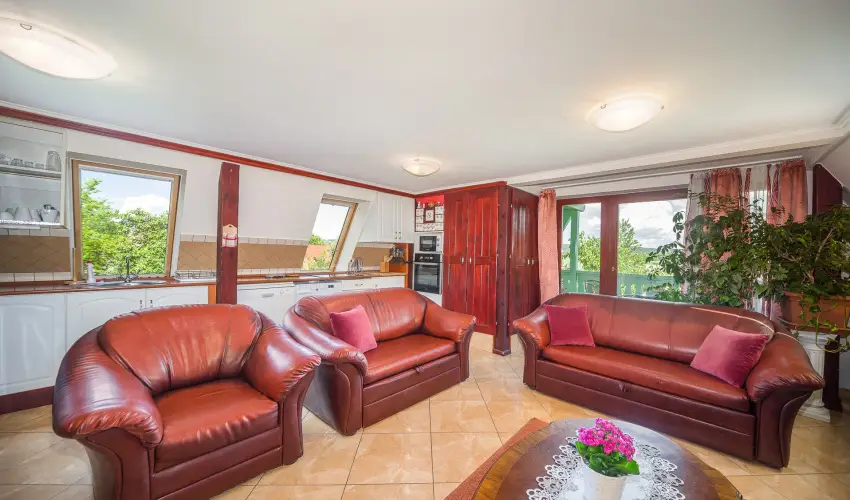 Tams Apartman Balatonfldvr - Augusztus 20. (min. 2 j)