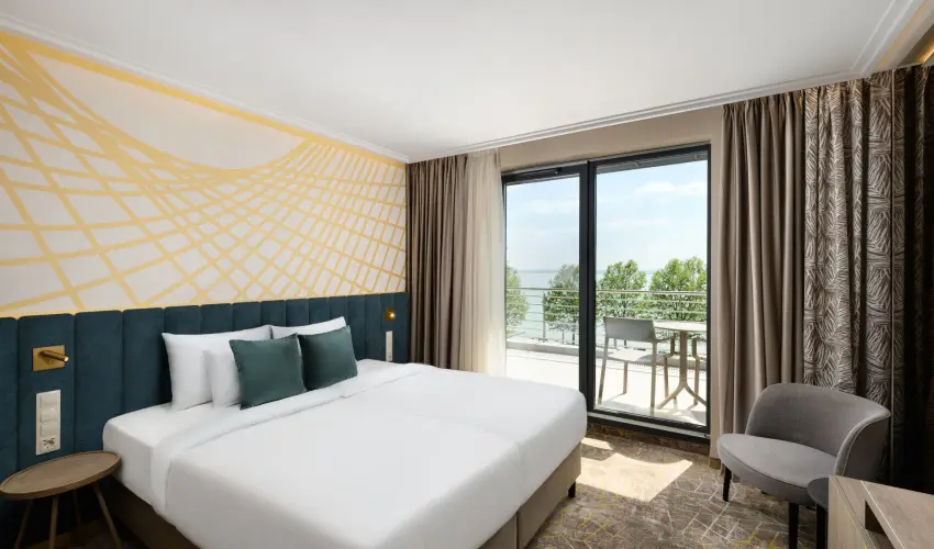 Kenese Bay Garden Resort & Conference Balatonkenese - Május 1.