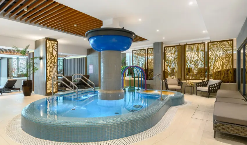 Kenese Bay Garden Resort & Conference Balatonkenese - Május 1.