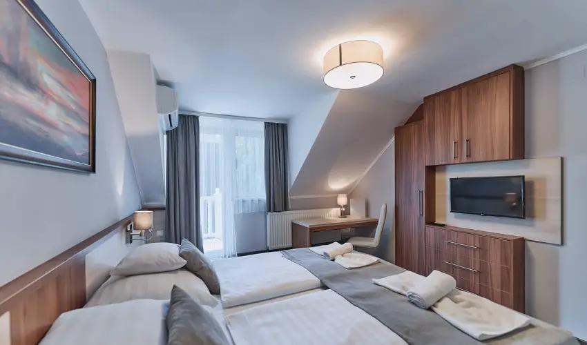 Tokajer Wellness Panzi� Keszthely - M�rcius 15. (min. 2 �j)