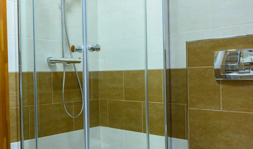 Tulipn Vendghz rvnyes - Augusztus 20. (min. 3 j)