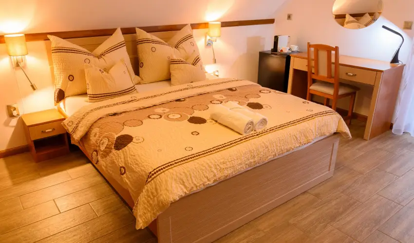 Tulipn Vendghz rvnyes - Augusztus 20. (min. 3 j)