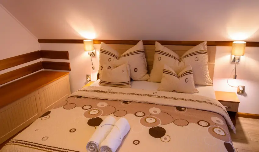 Tulipn Vendghz rvnyes - Augusztus 20. (min. 3 j)