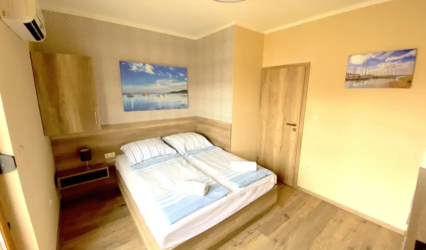 Unio Vend�gh�z 2. Si�fok - M�jus 1.