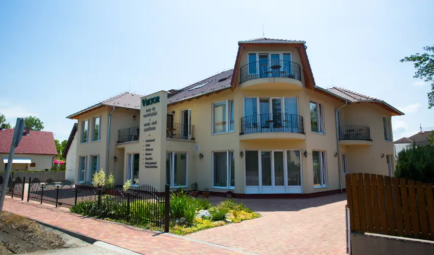 Viktor Bor- s Vendghz Balatonmriafrd - Oktber 23. 