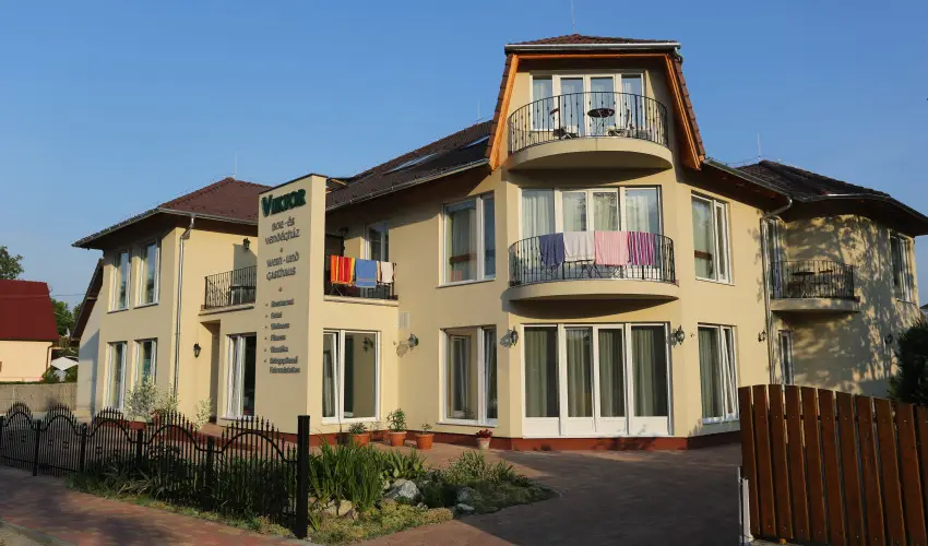 Viktor Bor- s Vendghz Balatonmriafrd - Oktber 23. 