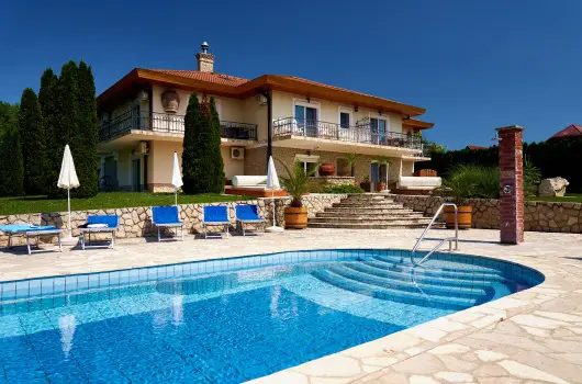 Villa Plattensee, Vonyarcvashegy