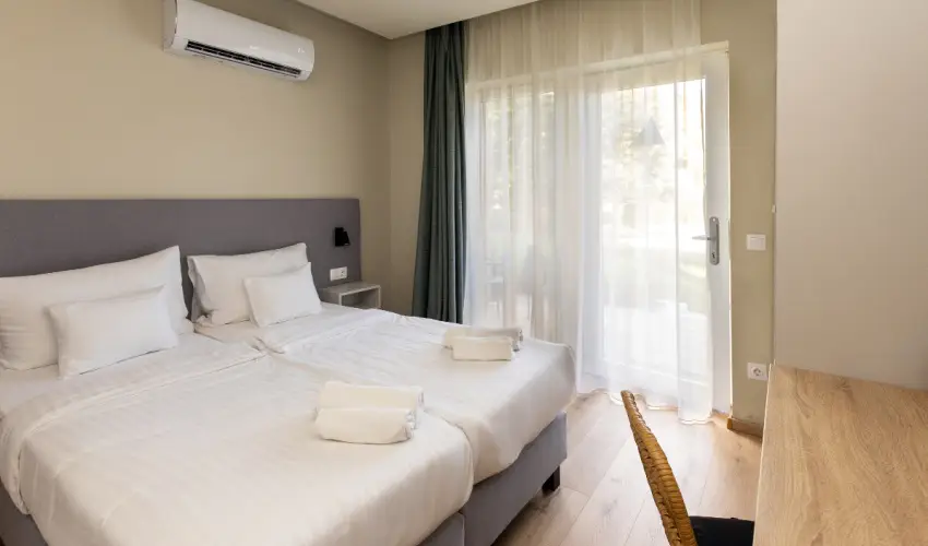 Tihany Yacht Club Tihany - Augusztus 20. - teljes el�refizet�ssel