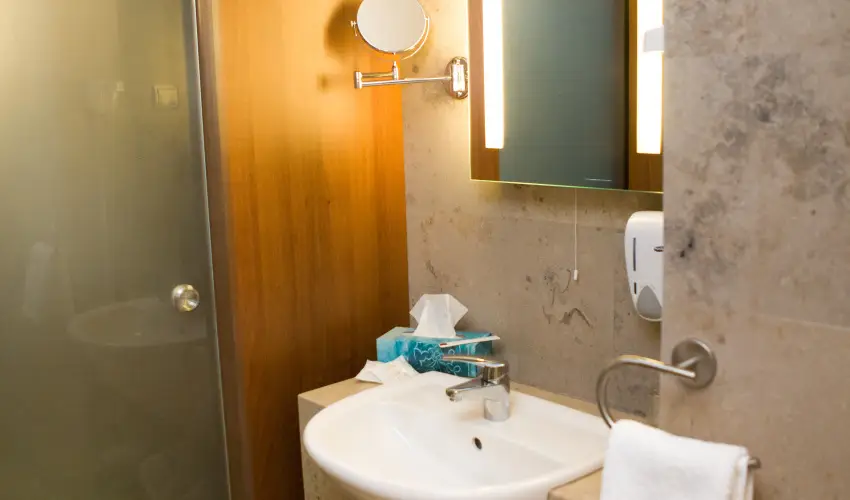 Zenit Hotel Balaton Vonyarcvashegy - Balatoni kedvezményes árak reggelis ellátással (1 éjtől)