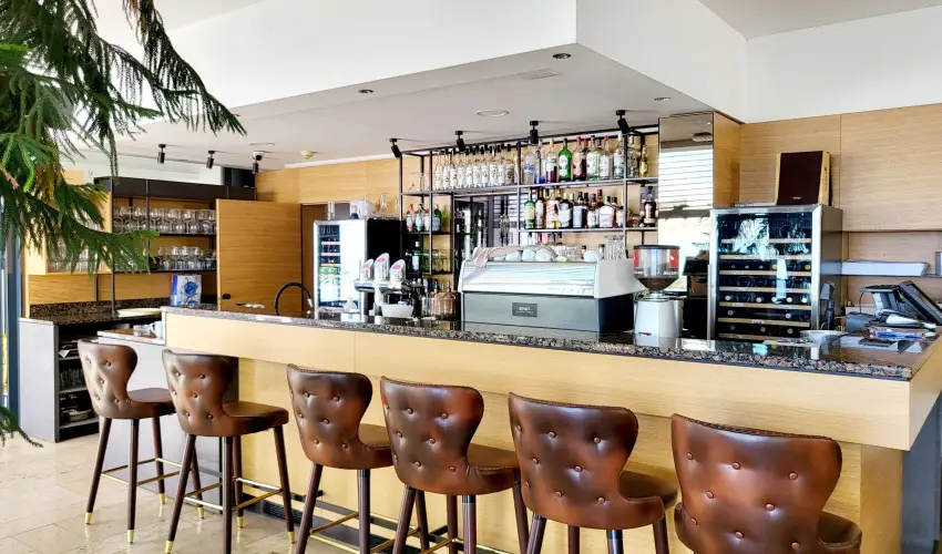 Zenit Hotel Balaton Vonyarcvashegy - Balatoni kedvezményes árak reggelis ellátással (1 éjtől)